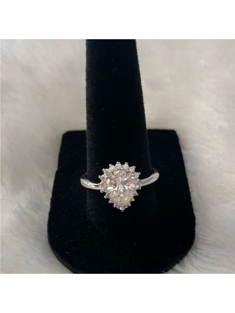 Women’s size 9 Moissanite tear drop with halo ring 1.80ct - Picture 1 of 5